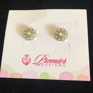 Premier Designs antiqued matte gold new earrings Plus FREE BRACELET J5